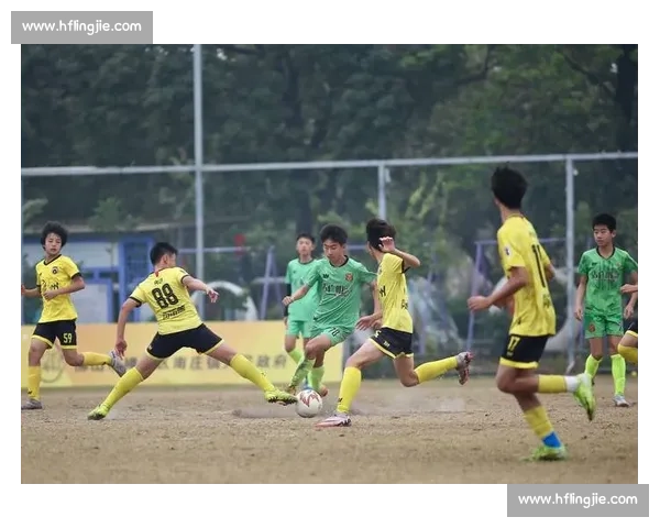2025 “东润杯” 京启幕，足球少年逐梦绿茵
