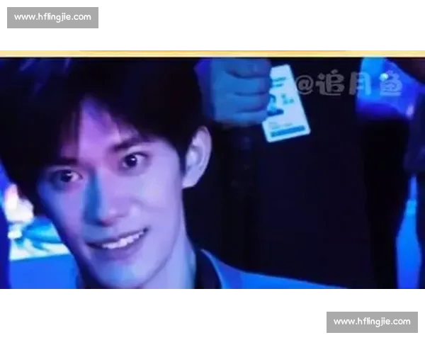 中戏补办毕业礼:易烊千玺现身,合影热潮暖了青春缺口 中戏补办毕业礼:易烊千玺现身,合影热潮暖了青春缺口